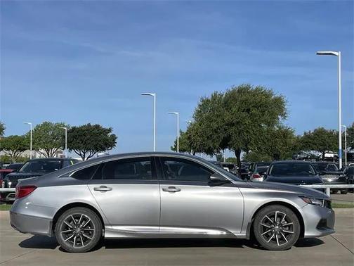 2022 Honda Accord EX-L 1.5T