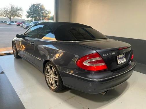 2005 Mercedes-Benz CLK-Class 320 Cabriolet