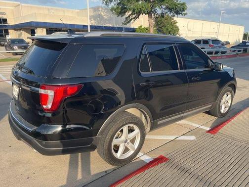 Shadow Black 2018 Ford Explorer XLT