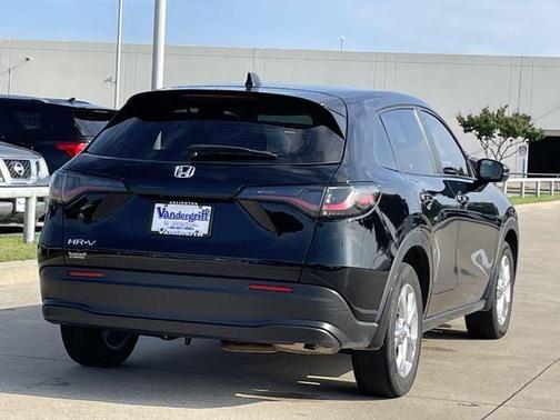 Crystal Black Pearl 2025 Honda HR-V LX