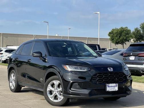 Crystal Black Pearl 2025 Honda HR-V LX