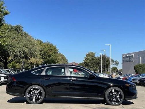 2025 Honda Accord Hybrid Base