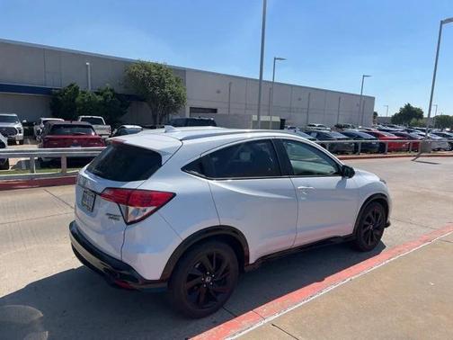 2022 Honda HR-V AWD Sport