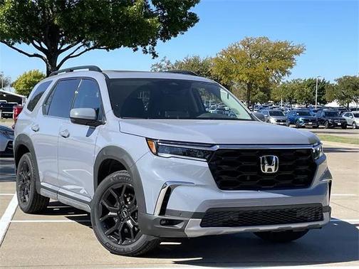 2025 Honda Pilot Touring 8-Passenger