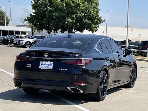 Obsidian 2021 Lexus ES 350 F Sport