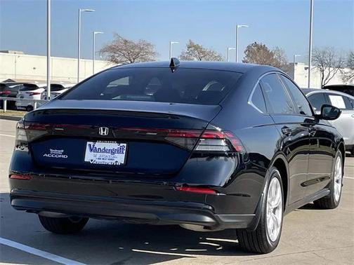 2025 Honda Accord LX 1.5T