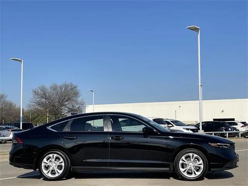 2025 Honda Accord LX 1.5T