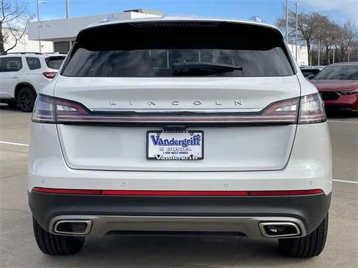 2022 Lincoln Nautilus Reserve