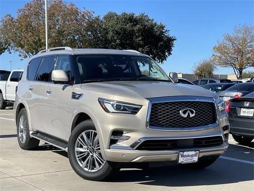 2023 INFINITI QX80 Luxe