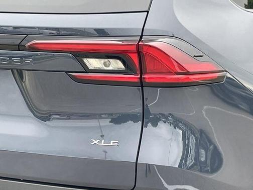 Blueprint 2025 Toyota Grand Highlander XLE