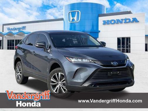 Coastal Gray Metallic 2021 Toyota Venza LE