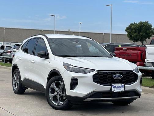 Star White Metallic Tri-Coat 2025 Ford Escape ST-Line