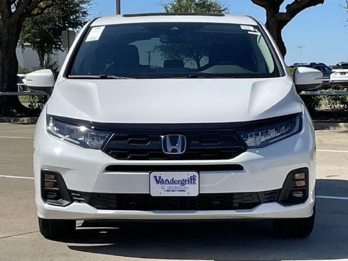 Platinum White Pearl 2027 Honda Odyssey EX-L