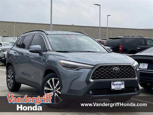2023 Toyota Corolla Cross XLE