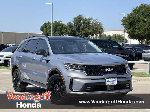 Everlasting Silver 2023 Kia Sorento SX