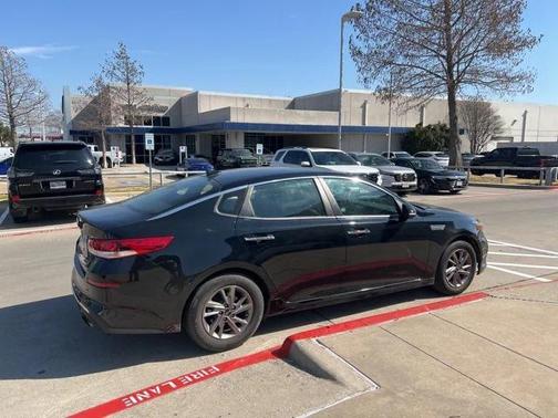2019 Kia Optima LX