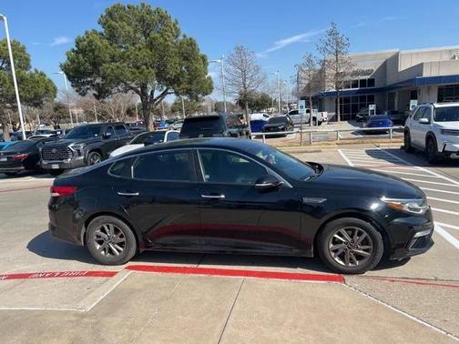 2019 Kia Optima LX