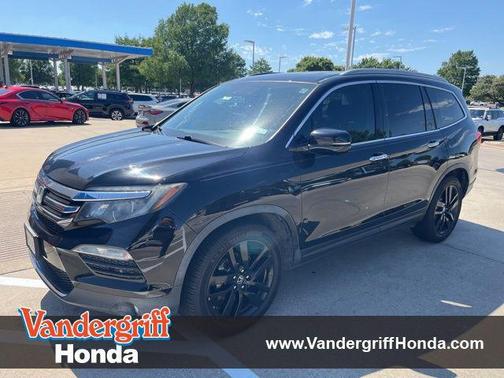 Black 2017 Honda Pilot Touring