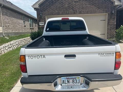 Super White 2004 Toyota Tacoma PreRunner Double Cab