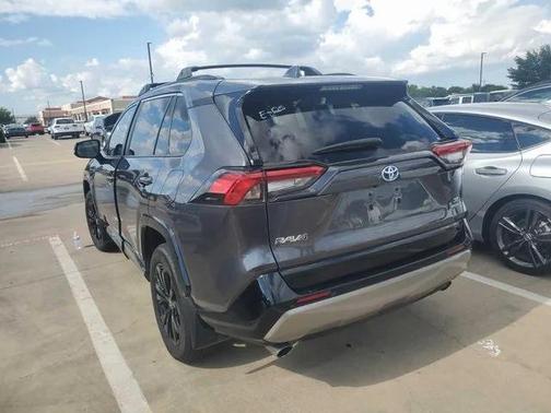 2023 Toyota RAV4 Hybrid SE