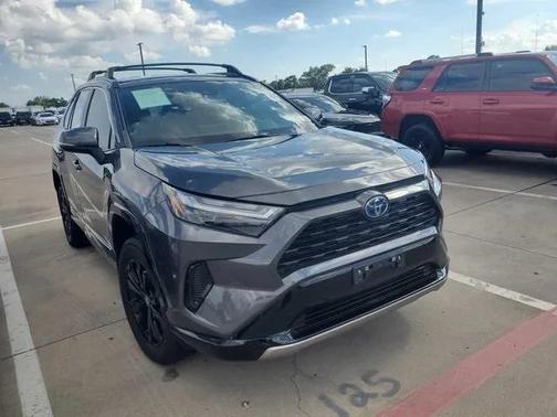 2023 Toyota RAV4 Hybrid SE