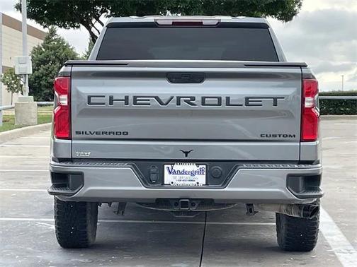2022 Chevrolet Silverado 1500 Custom