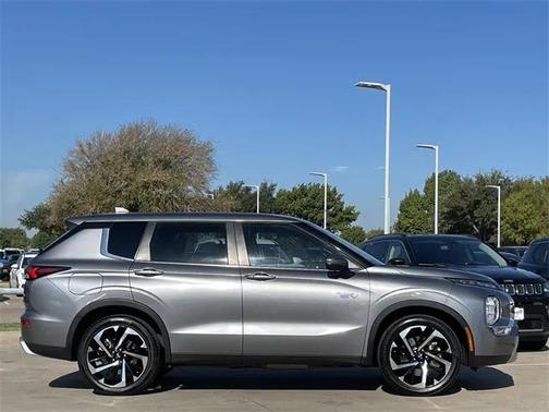 2023 Mitsubishi Outlander PHEV SE S-AWC