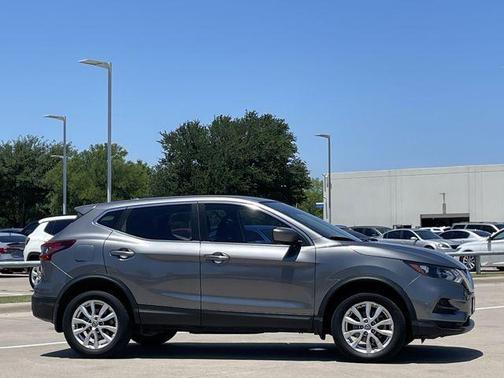 Gun Metallic 2021 Nissan Rogue Sport S