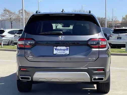 2025 Honda Pilot Elite