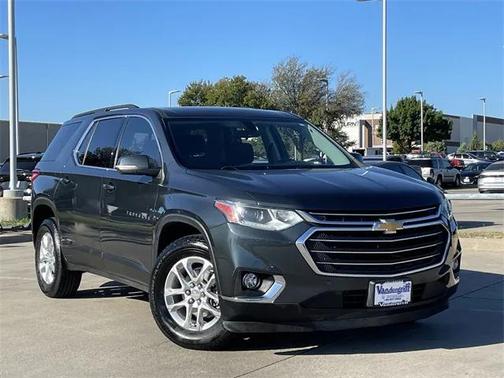 2021 Chevrolet Traverse LT Cloth