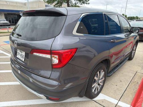 Modern Steel Metallic 2021 Honda Pilot 2WD EX-L