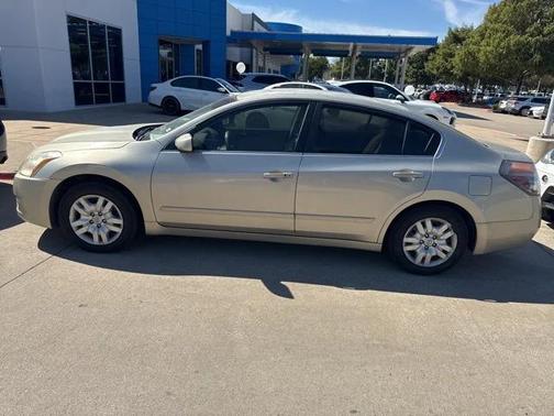 2010 Nissan Altima 2.5 S