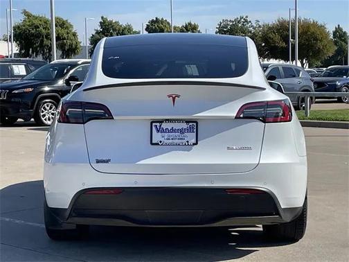 2022 Tesla Model Y Performance Dual Motor All-Wheel Drive
