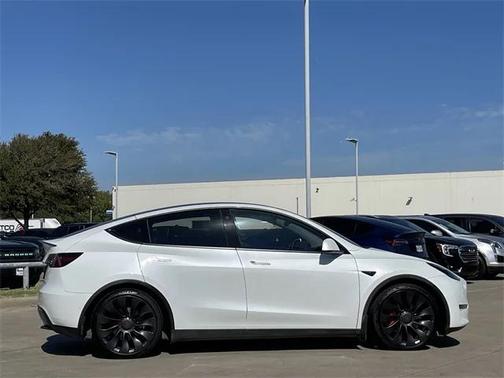 2022 Tesla Model Y Performance Dual Motor All-Wheel Drive