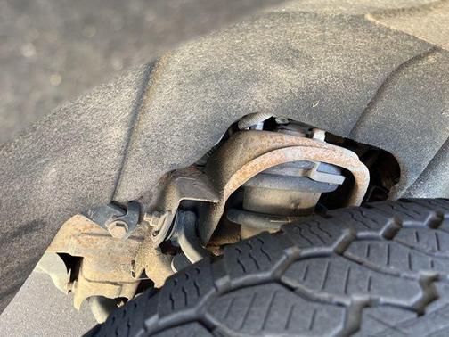 White Frost Tricoat 2018 GMC Sierra 1500 SLT