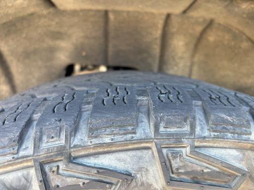 White Frost Tricoat 2018 GMC Sierra 1500 SLT