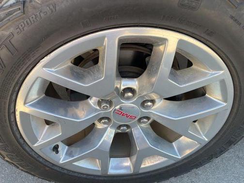 White Frost Tricoat 2018 GMC Sierra 1500 SLT