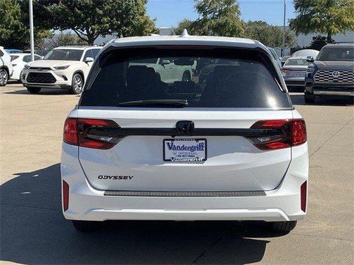 Platinum White Pearl 2026 Honda Odyssey EX-L