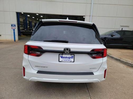 Crystal Black Pearl 2025 Honda Odyssey Sport-L