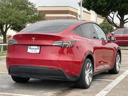 2023 Tesla Model Y Long Range Dual Motor All-Wheel Drive