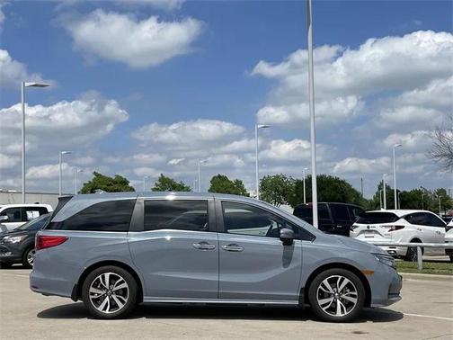 2024 Honda Odyssey Touring