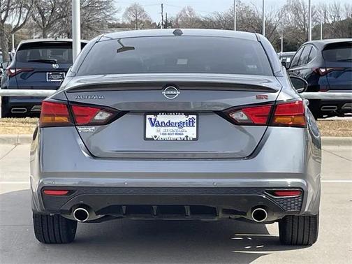 2024 Nissan Altima SR FWD