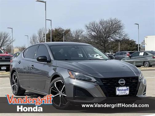 2024 Nissan Altima SR FWD