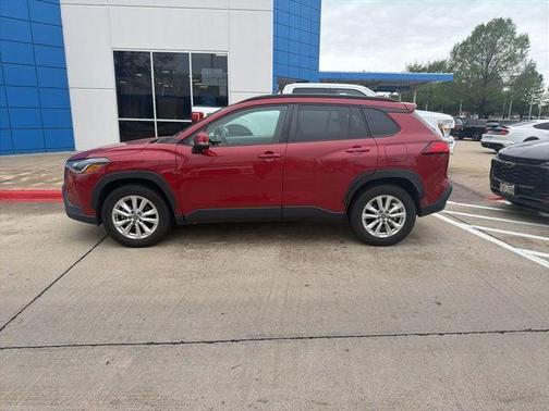 2023 Toyota Corolla Cross LE