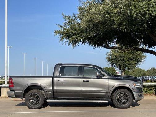 Granite Crystal Metallic Clearcoat 2022 RAM 1500 Laramie