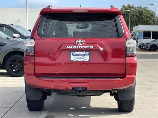 2022 Toyota 4Runner SR5