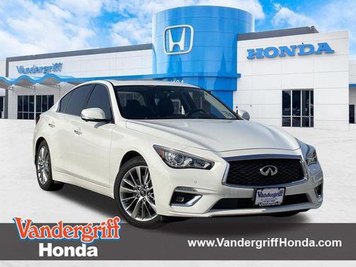 Pure White 2022 INFINITI Q50 3.0t LUXE
