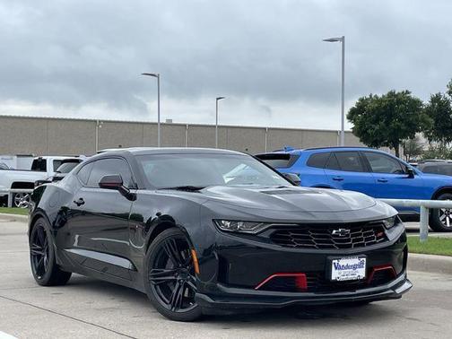 Black 2022 Chevrolet Camaro RWD Coupe LT1