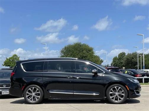 2018 Chrysler Pacifica Limited