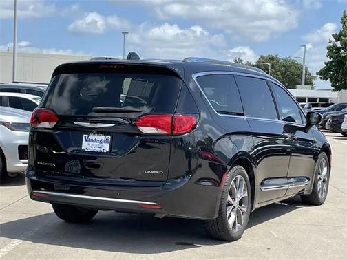 2018 Chrysler Pacifica Limited